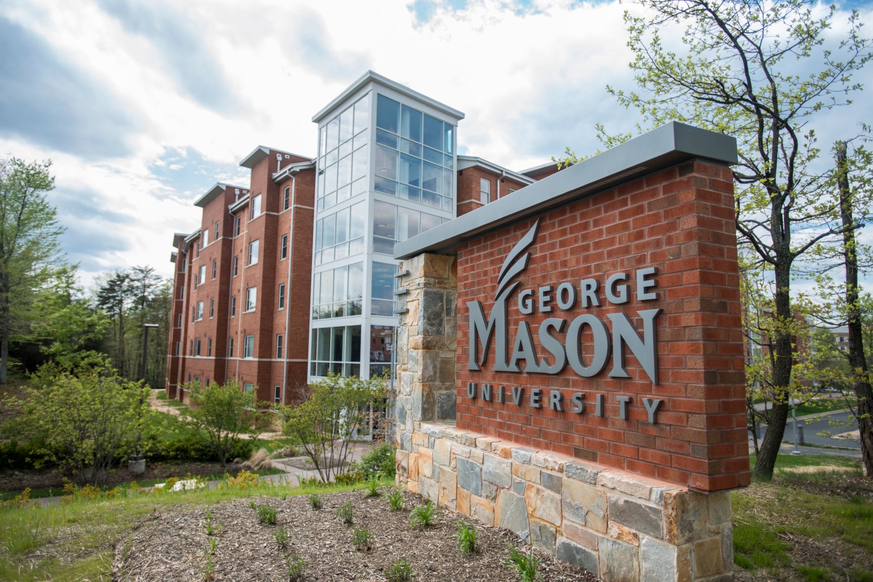 Sign George Mason University