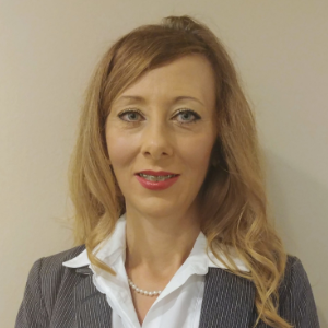 Lori Rhoades